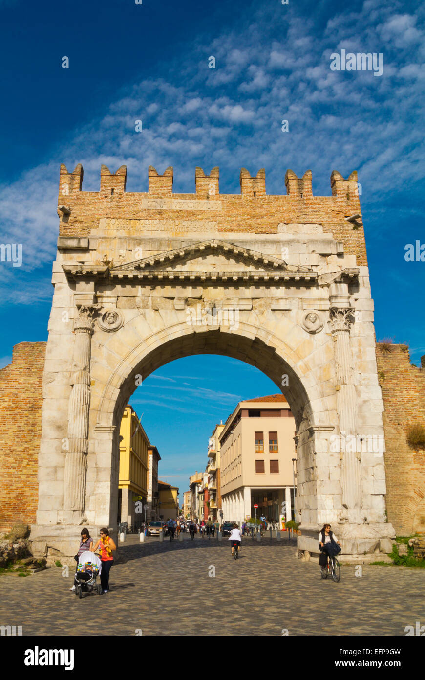 Arco di Augusto costruito anno 27, Rimini, Italia Foto Stock