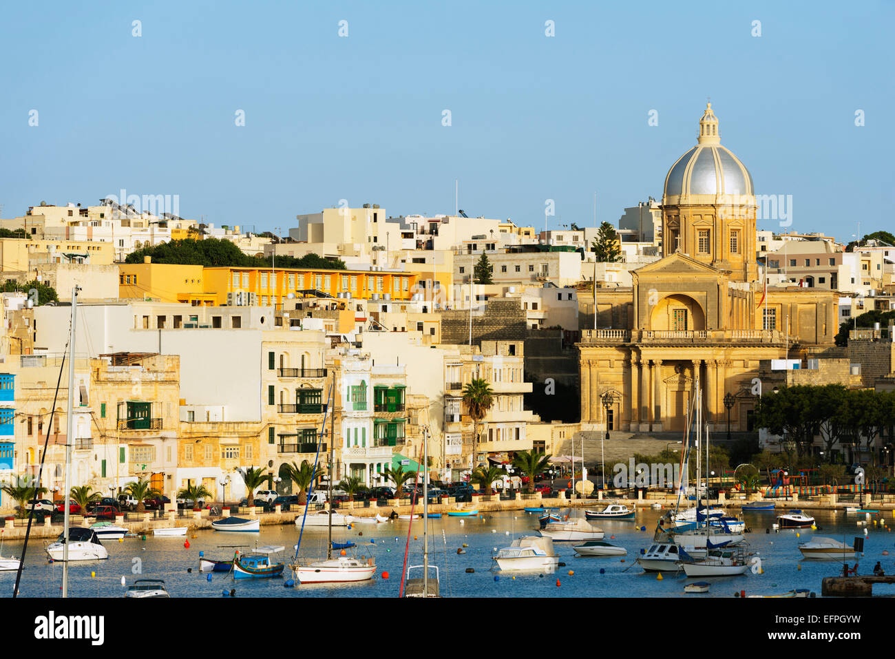 San Giuseppe chiesa in Kalkara Creek, Vittoriosa, Le Tre Città, Malta, Mediterraneo, Europa Foto Stock
