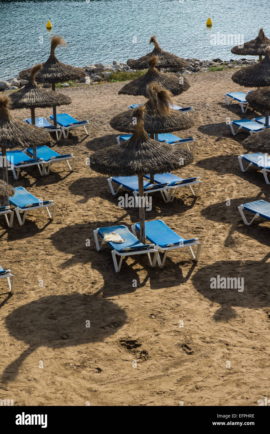 Port de Soller è una base popolare per le escursioni nelle montagne Tramuntana Foto Stock