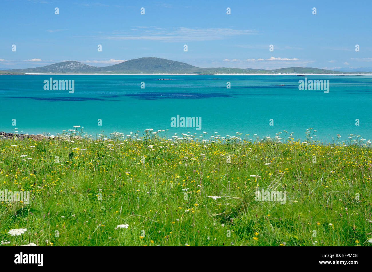 Vista da Aird un Mhorain, Machair Leathann, North Uist, Ebridi Esterne spiaggia di Traigh Lingeigh & Traigh Hornais, con Beinn Bhr Foto Stock