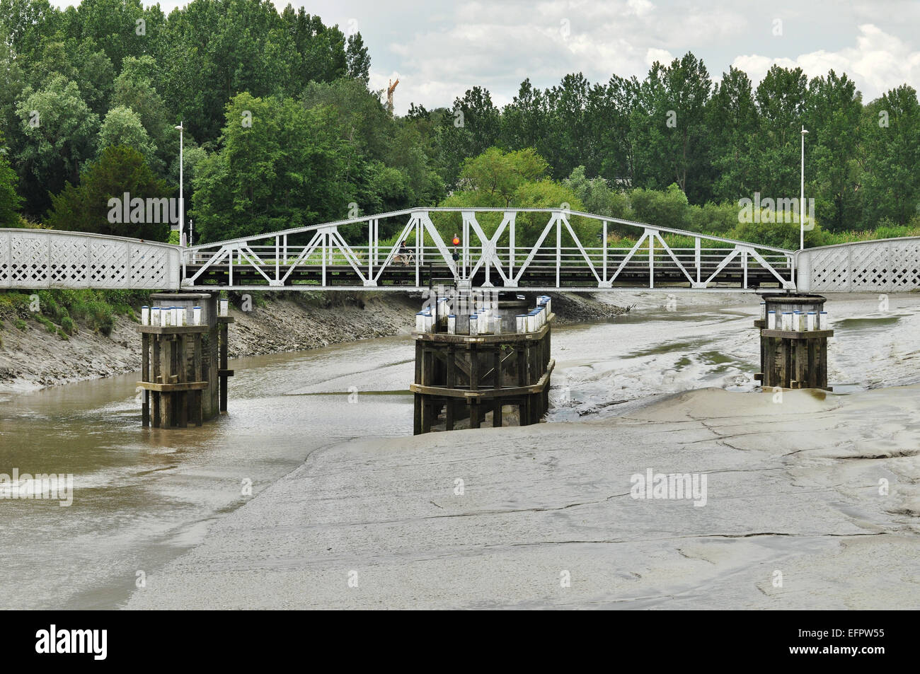 Ponte sul Durme un affluente del fiume Schelda in Belgio Foto Stock