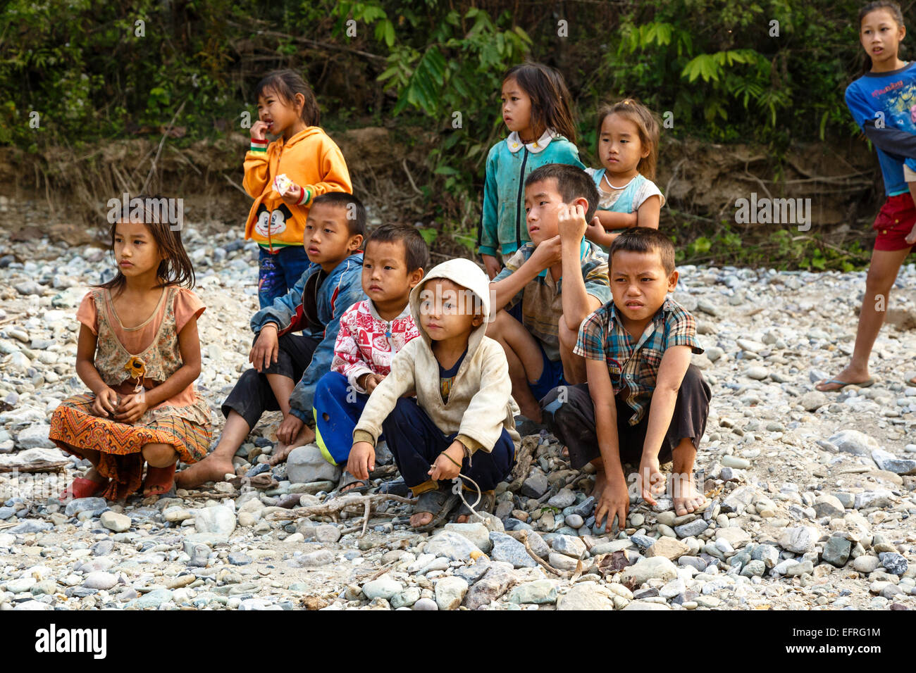 I bambini, Vang Vieng, Laos. Foto Stock