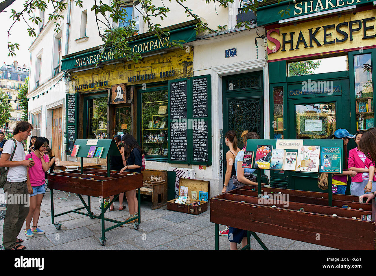 Shakespeare e la società Bookstore di Parigi, Francia Foto Stock