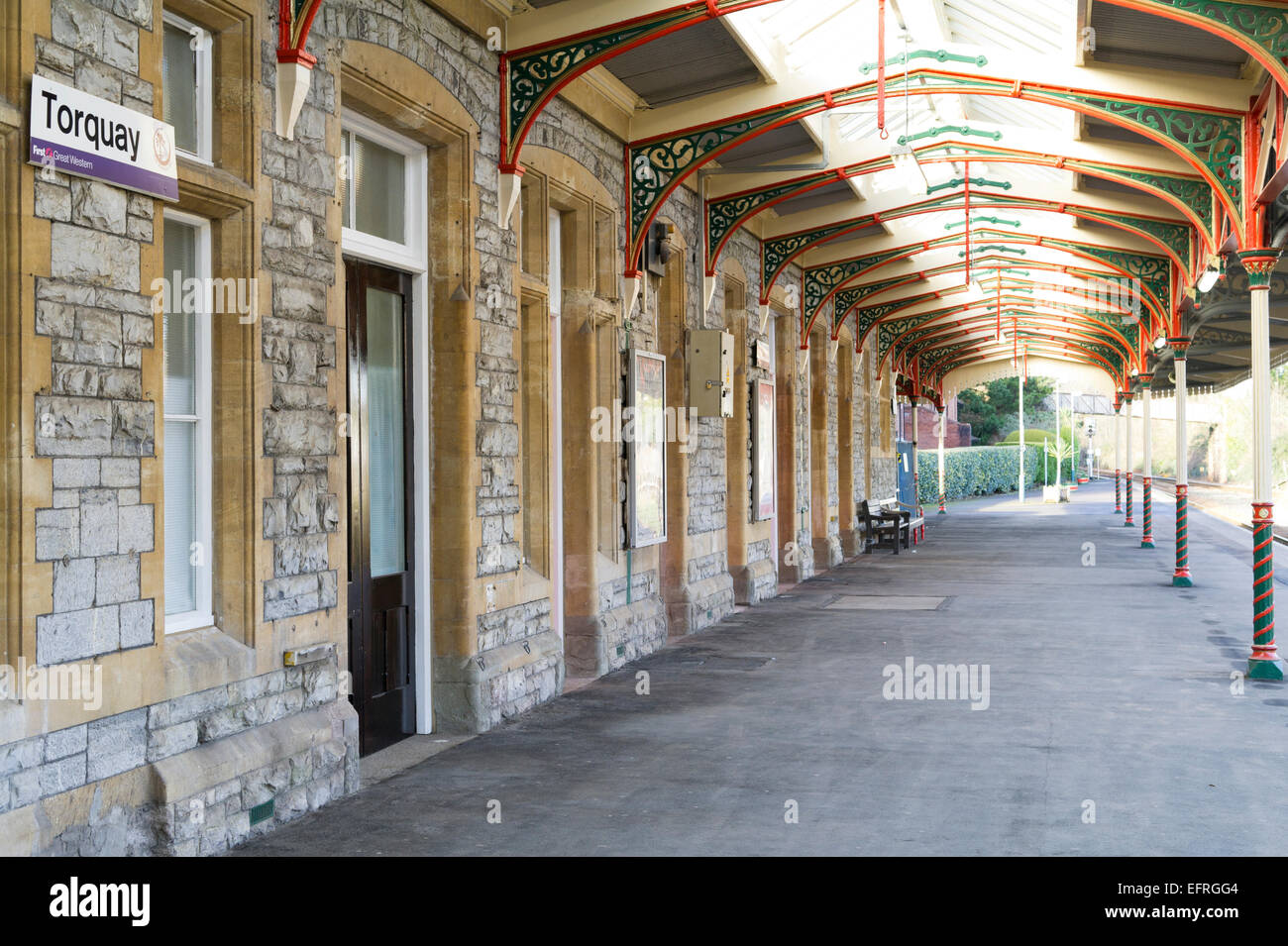 Torquay stazione ferroviaria platform Foto Stock