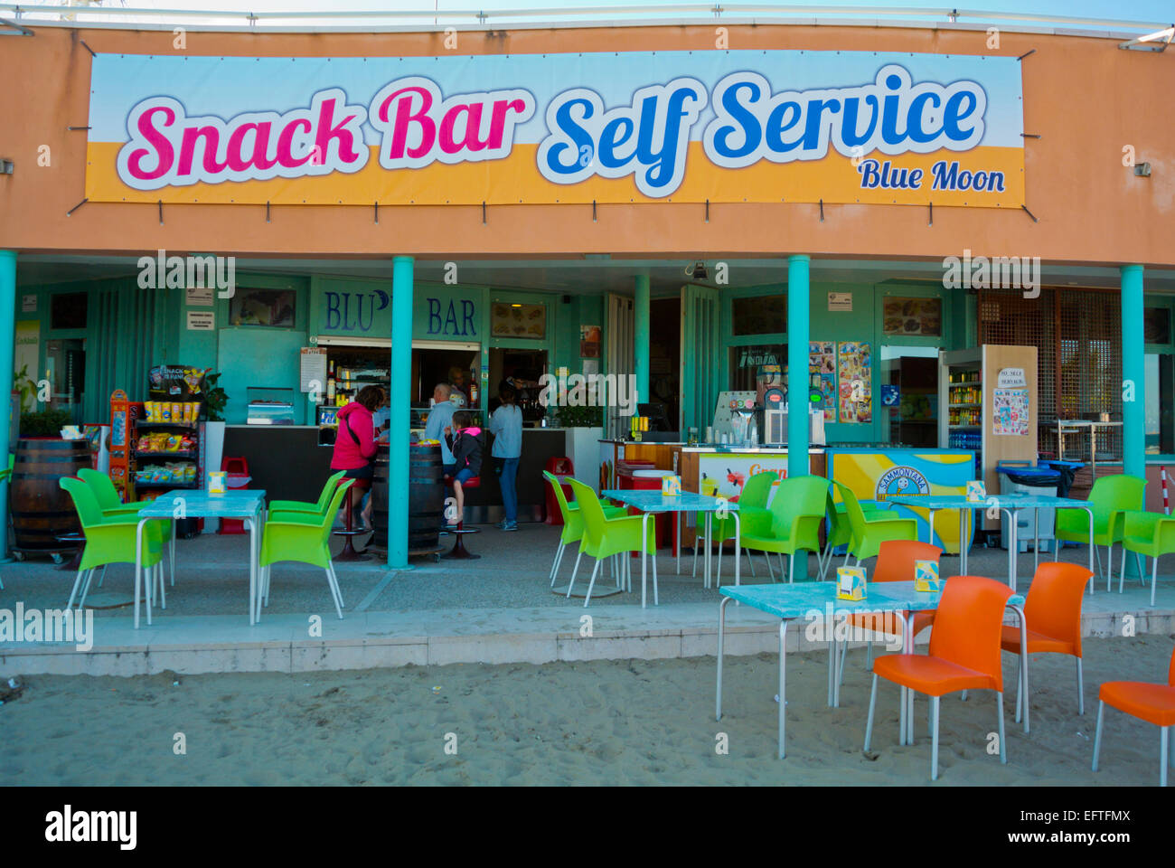 Ristorante self-service, snack bar, Blue Moon beach, Lido di Venezia Foto Stock