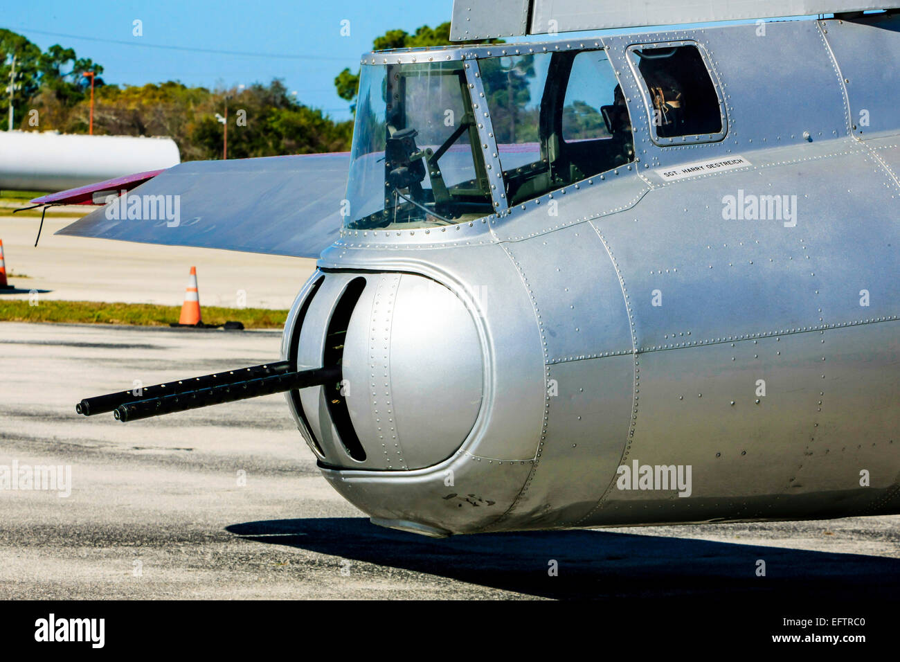 Coda posizione di artigliare un B17G Flying Fortress piano da WW2 visto all aeroporto di Sarasota in Florida Foto Stock