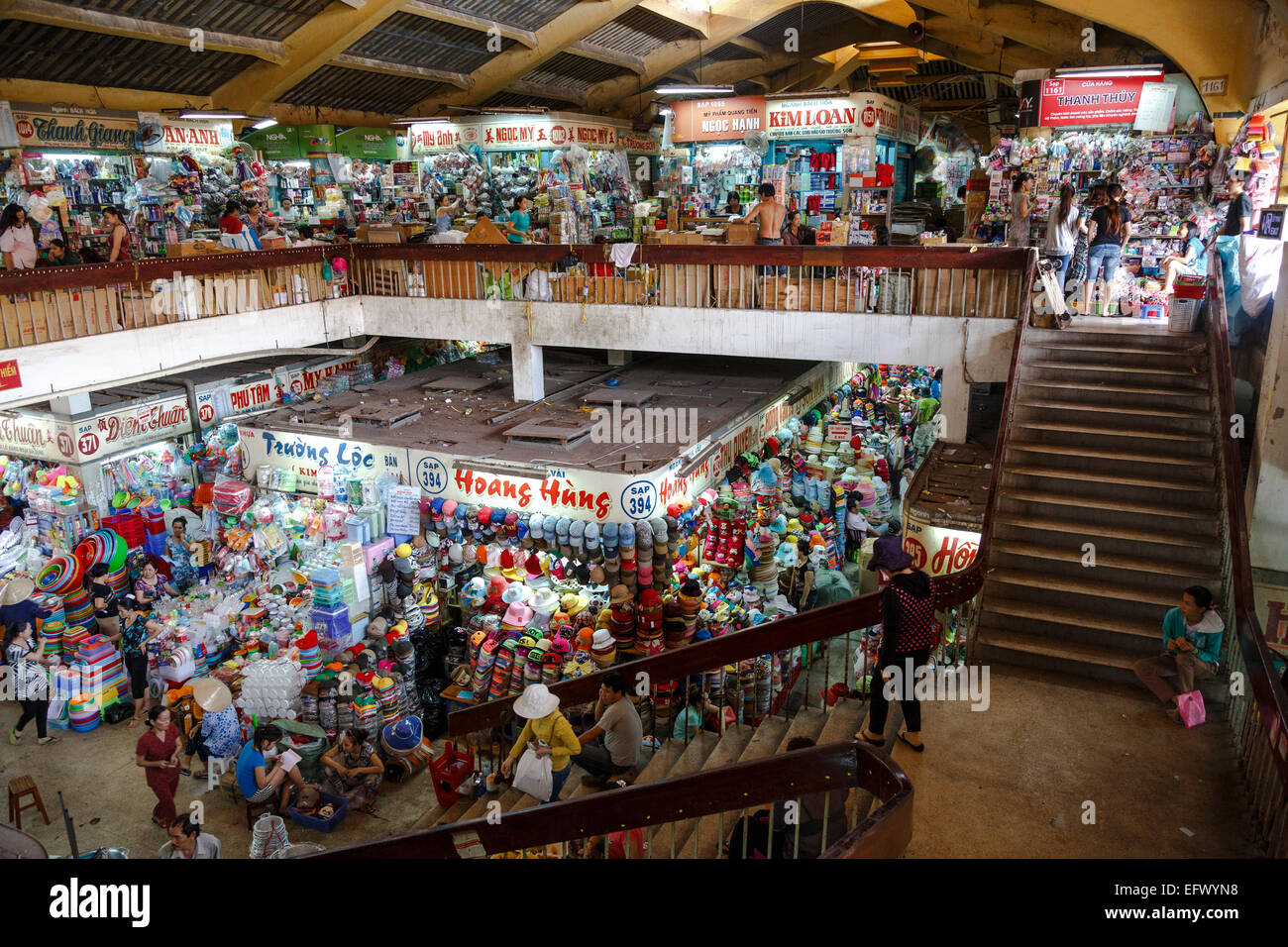Il Mercato di Binh Tay, il Mercato Centrale di Cho Lon nel distretto 6, Città di Ho Chi Minh (Saigon), Vietnam. Foto Stock