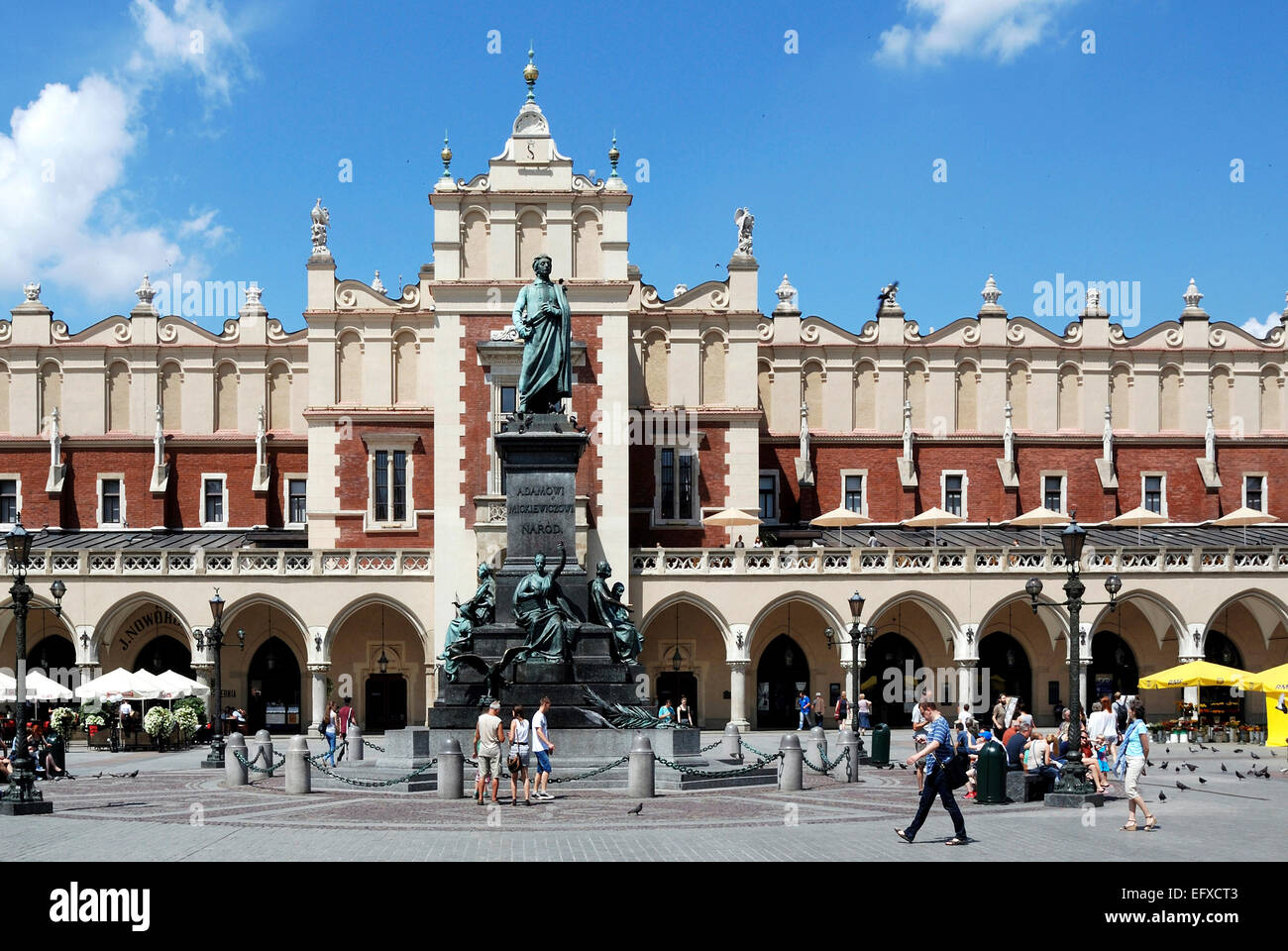 Panno Hall sulla piazza del Mercato di Cracovia in Polonia. Foto Stock
