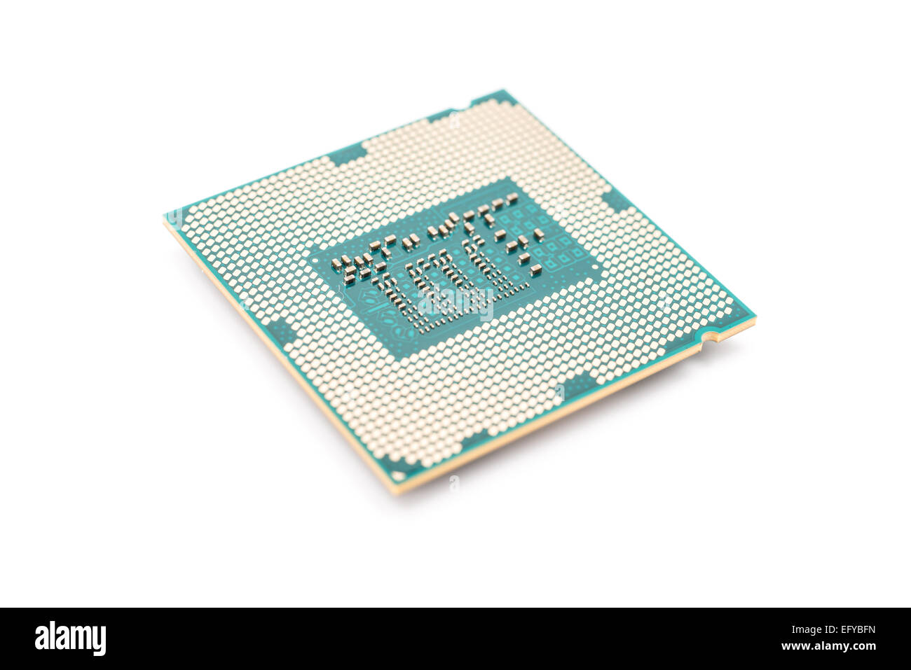 Computer CPU (unità di elaborazione centrale) Chip isolato su bianco Foto Stock