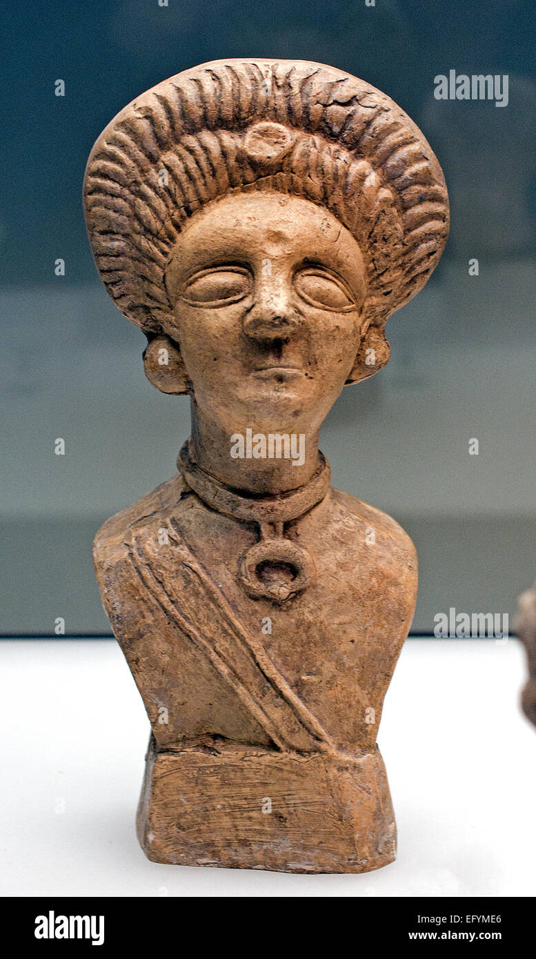 Museo Romano Germanico del busto donna Colonia Germania ( Museo Römisch-Germanisches , Museo Romano-Germanico , patrimonio archeologico della città , area circostante , periodo Paleolitico fino al Medioevo , ) Foto Stock