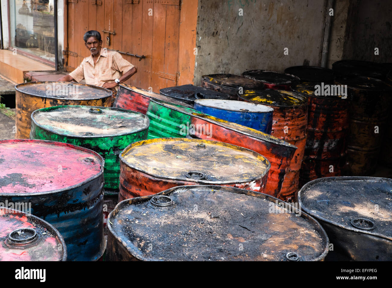 Vuoto di barili di petrolio - Brent prezzo crash, OPEC decisioni politiche e ripercussioni sul petrolio del Mare del Nord e noi fracking Foto Stock