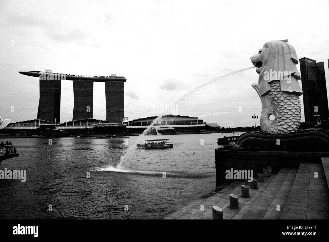 Il Marina Bay Sands è un resort integrato che costeggia Marina Bay a Singapore. Foto Stock