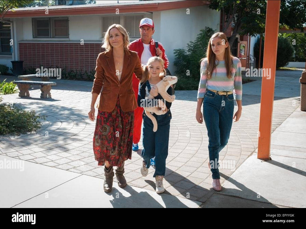 McFARLAND, USA 2015 Disney Productions film con da sinistra Maria Bello, Kevin Costner, Elsie Fisher, Morgan Saylor Foto Stock