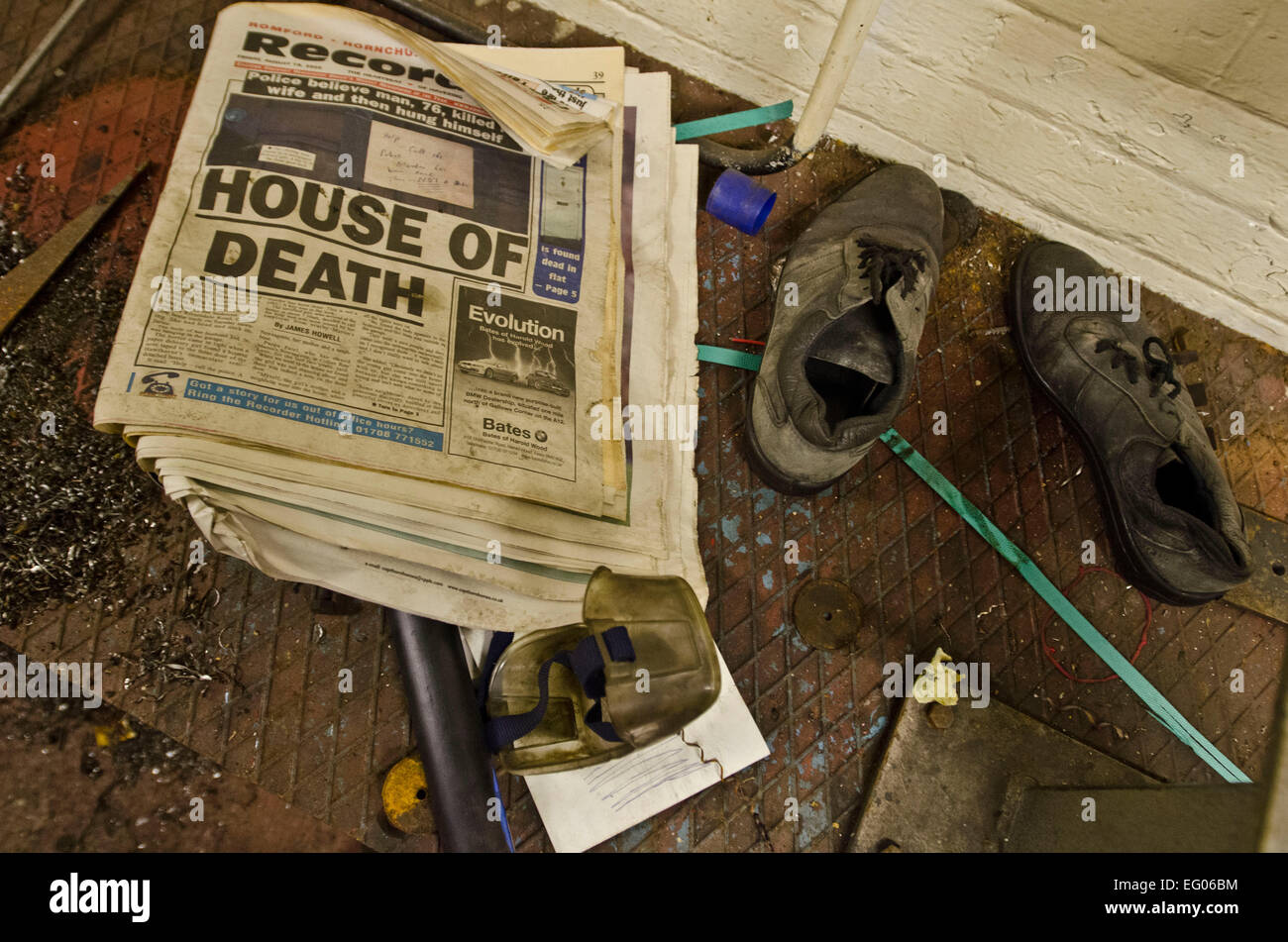 Opere e disegni tecnici. Molti lavoratori pensionati dalla ferrovia quando la rampa di posta è stato chiuso e così ha lasciato molti di loro lavoro averi e spazzatura quotidiana dietro nella principale area di deposito vicino a Mount Pleasant. Il Post Office ferrovia sotterranea Ð rampa posta Ð silenziosamente ed industriously correva per 6,5 miglia sotto le strade di Londra in gran parte inosservato per più di tre quarti di secolo. Ma dal 2003, il primo worldÕs driverless, ferroviaria elettrificata ha stabilito dormienti con solo una manciata di ingegneri a mantenere. Sotto nuovi piani sviluppato dalla British Postal Museum & Archive, Foto Stock