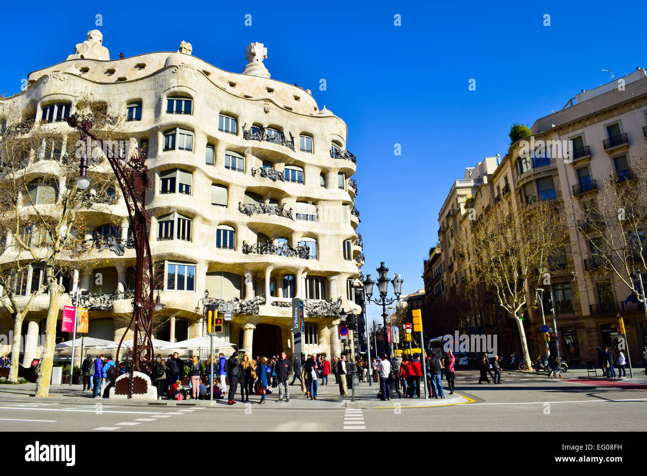 Casa Mila aka La Pedrera progettato da Antoni Gaudi architetto. Barcellona, in Catalogna, Spagna Foto Stock