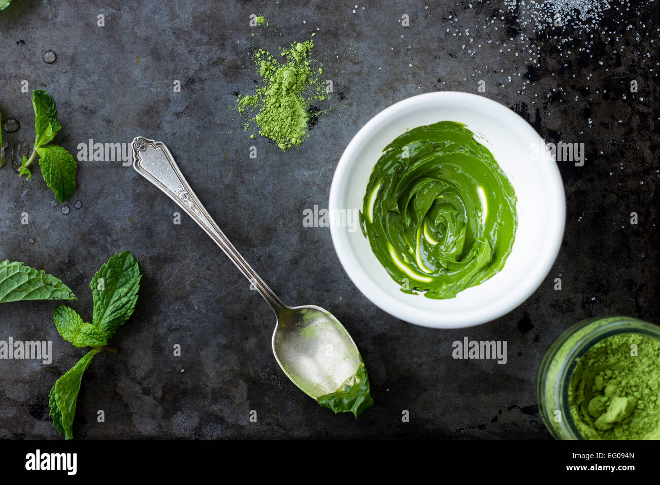 Matcha grren Polvere di tè come una pasta Foto Stock