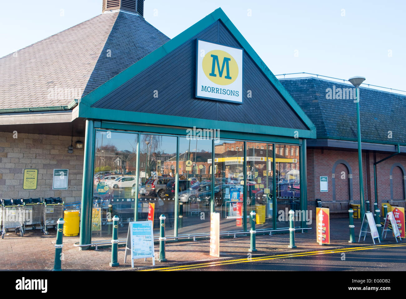 Catena di supermercati inglese Morrisons, qui un negozio a Belper, Derbyshire, Inghilterra, 2015 Foto Stock