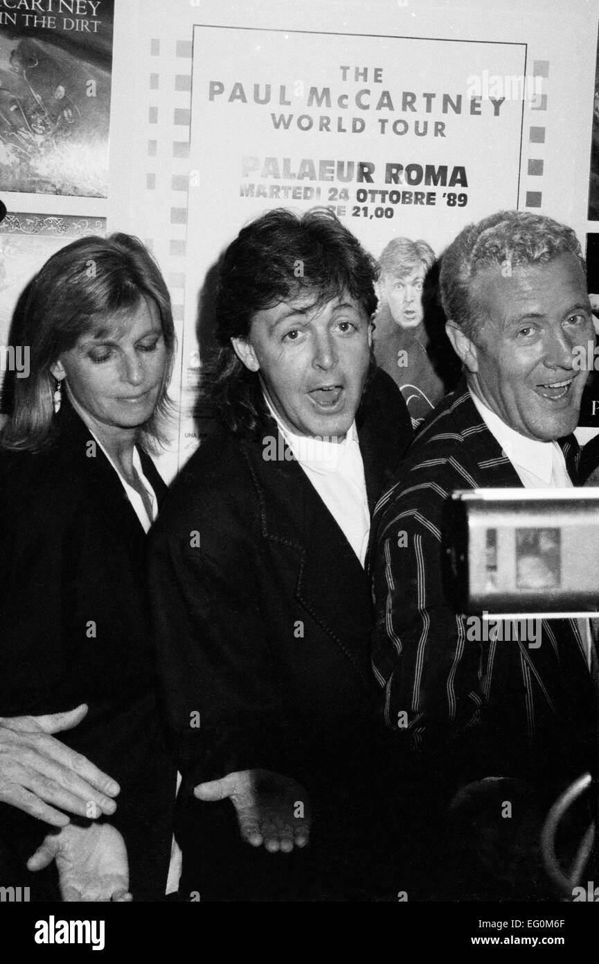 Paul McCartney con sua moglie Linda in tour in Italia 1989 Foto Stock
