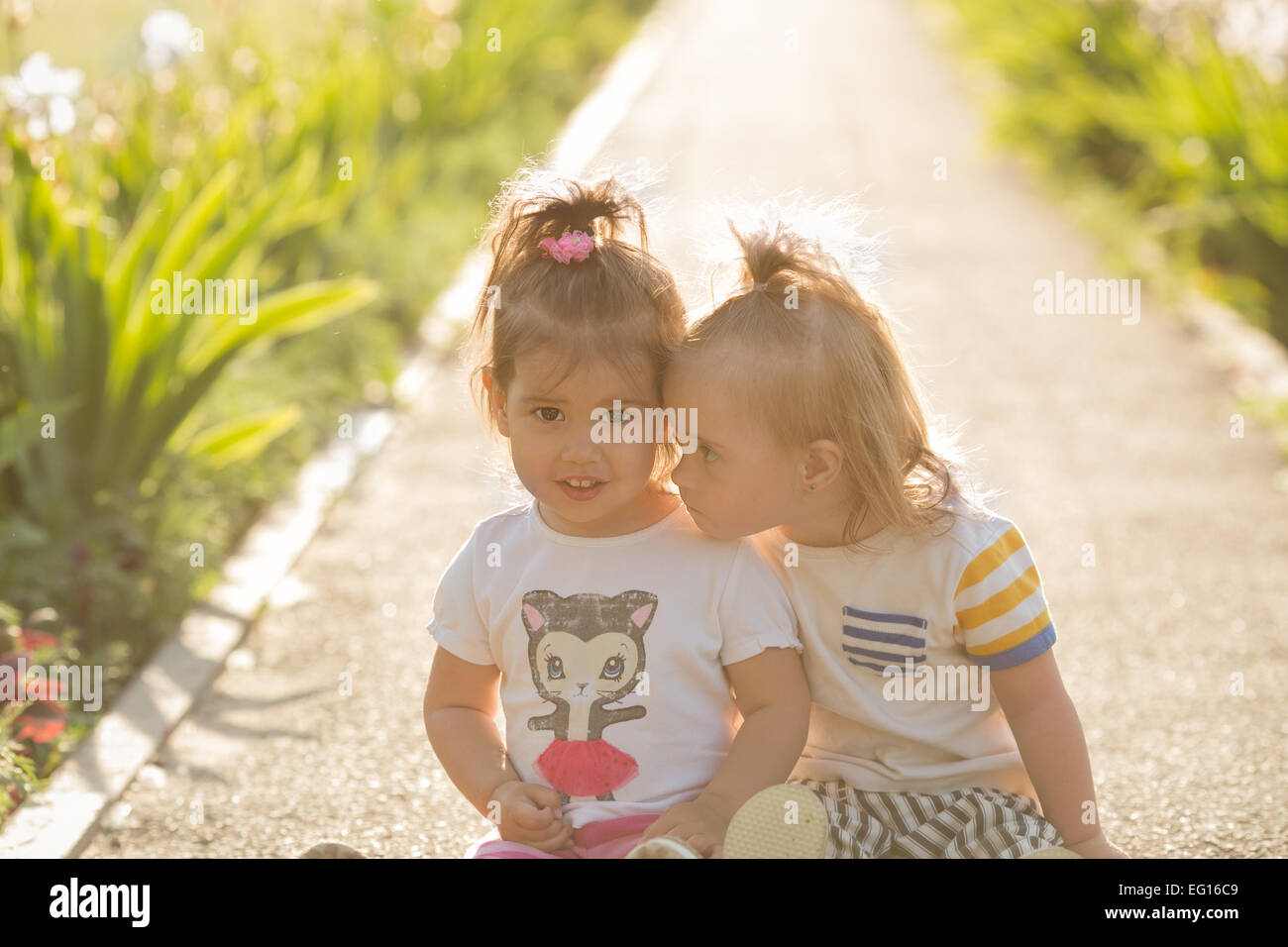 Little girl down syndrome playing immagini e fotografie stock ad alta  risoluzione - Alamy