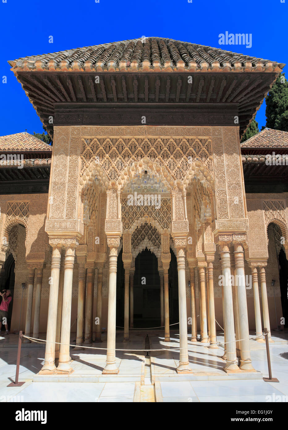 Corte dei Leoni, Alhambra di Granada, Andalusia, Spagna Foto Stock