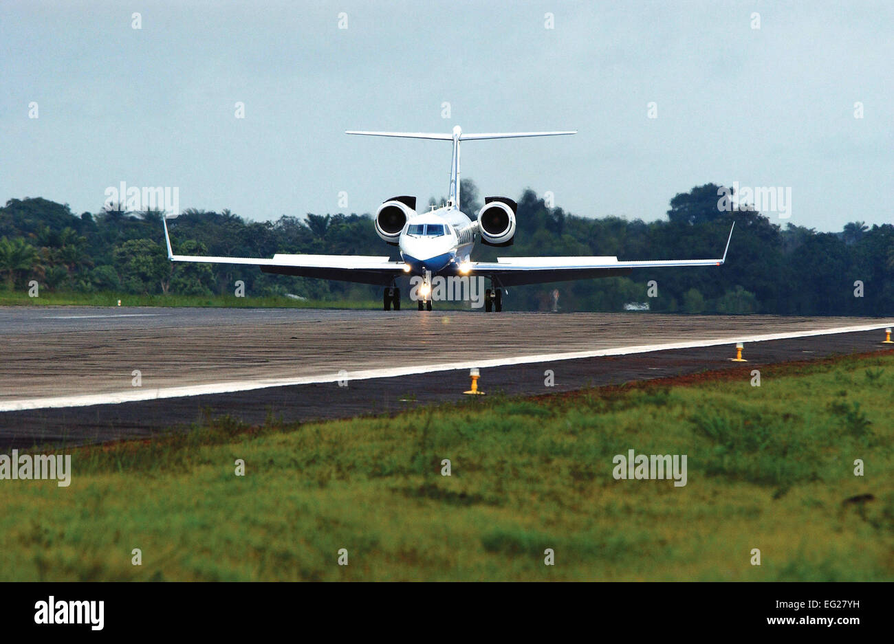 C-20B/C/H funzione primaria: supporto operativo e airlift speciali missioni dell'aria. Velocità: 576 km/h. Dimensioni: apertura alare 77 ft. 10.; lunghezza C-20B 83 ft. 2.; C-20H 88 ft. 4.; altezza 24 m. 6 a. Intervallo: C-20B, 4.250 miglia; C-20H, 4,850 miglia. Equipaggio: 5. Foto Stock