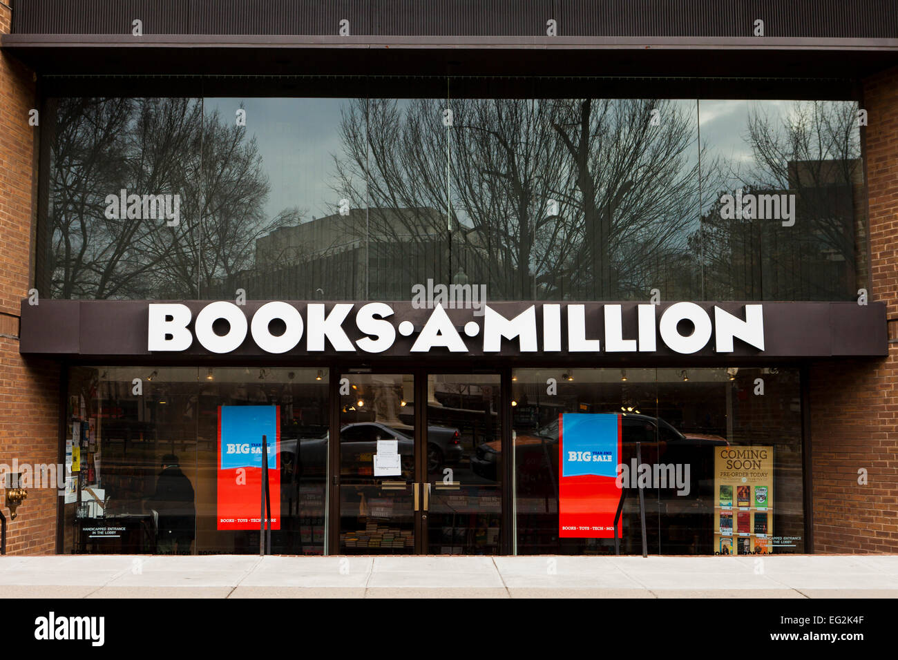 Libri-a-milioni bookstore storefront - Washington DC, Stati Uniti d'America Foto Stock