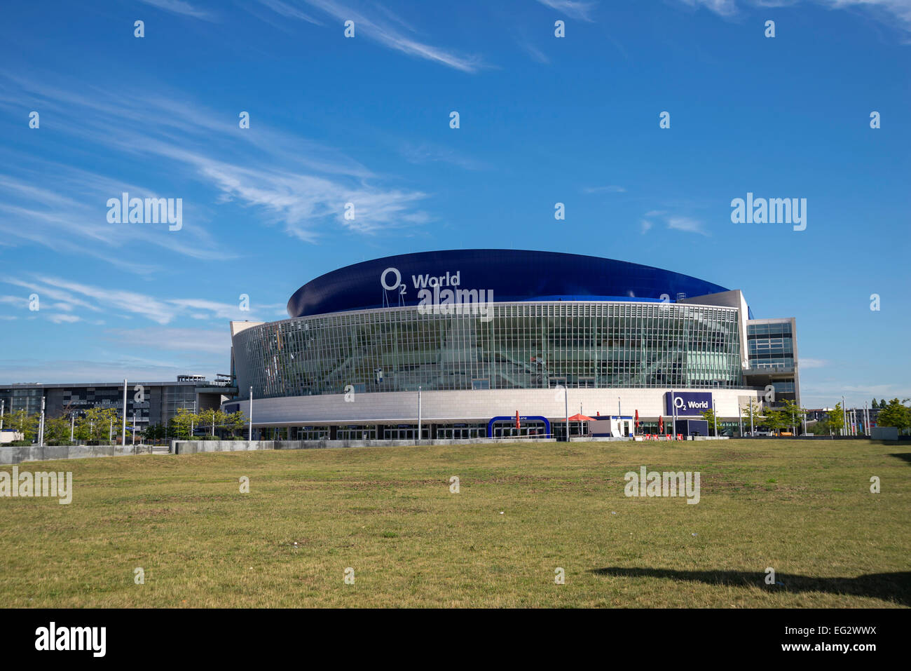 O2 edificio mondiale ora Mercedes-Benz Arena, Berlino, capitale della Germania, Europa. Foto Stock