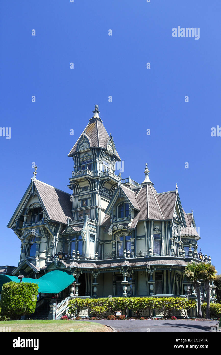 La Carson Mansion, un raffinato esempio di stile Regina Anna di architettura vittoriana, a Eureka, California, Stati Uniti Foto Stock