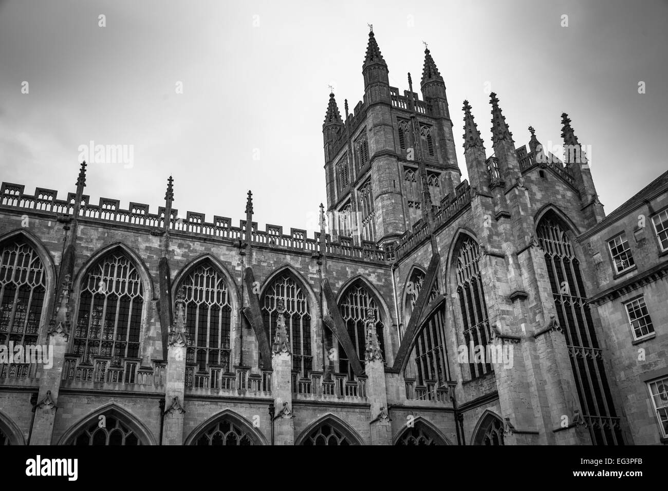 Vista della cattedrale di bagno in bianco e nero. Foto Stock