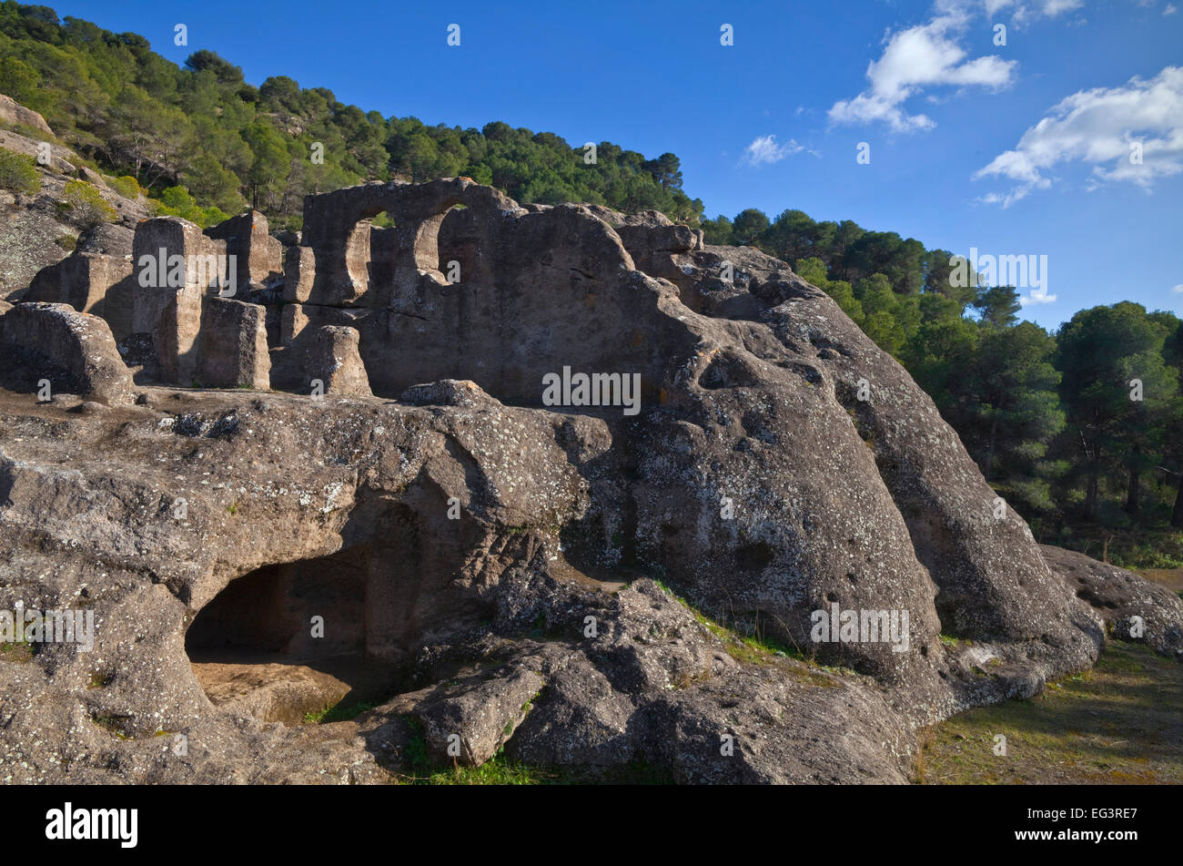 Bobastro, Mozarabico grotta di roccia chiesa 9th/decimo secolo, vicino a Ardales, provincia di Malaga, Andalusia, Spagna Foto Stock