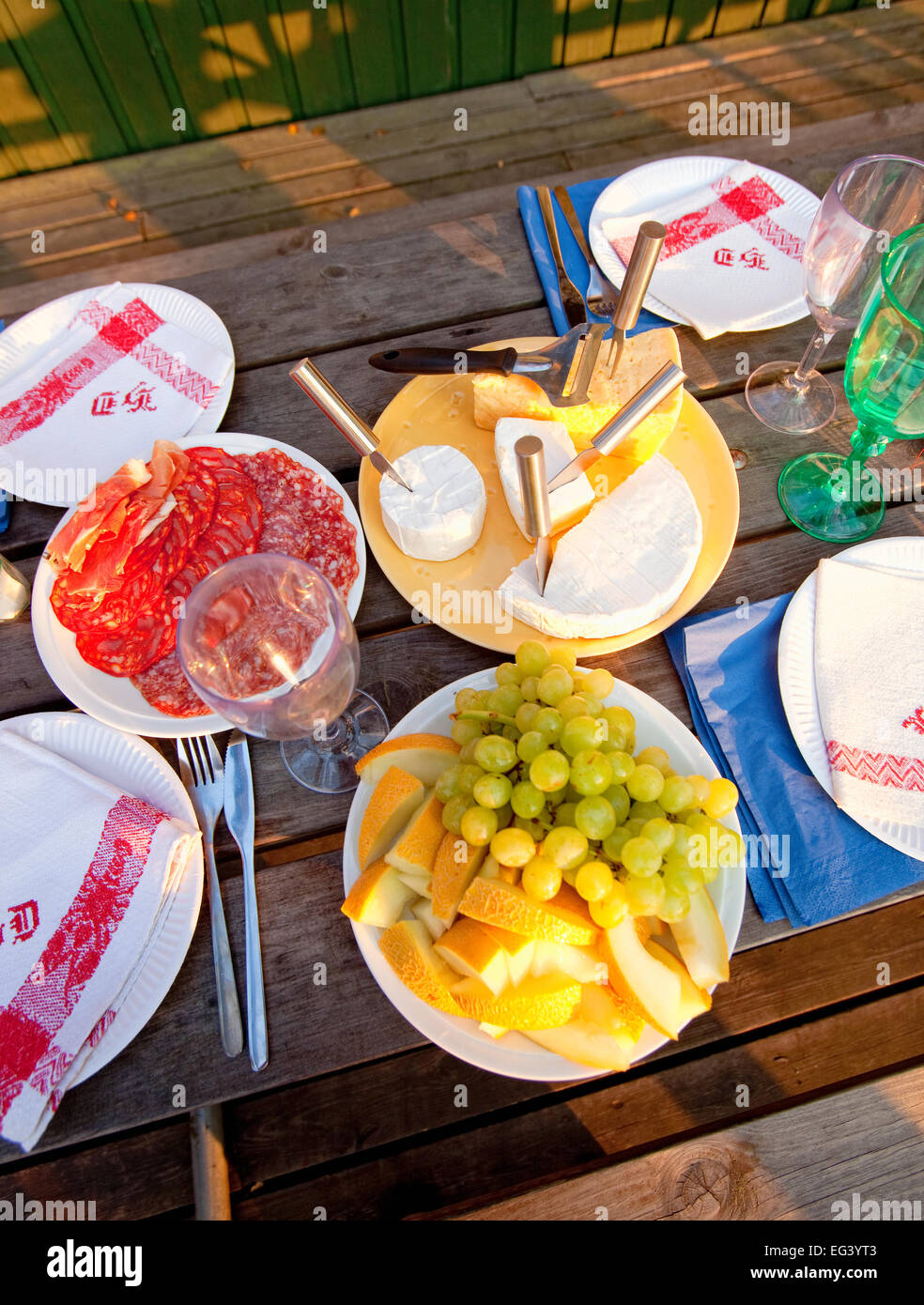 Svezia - cibo preparato per un partito all'aperto. Foto Stock