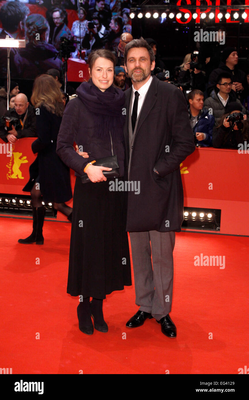 Sebastian Schipper e Annika Nagel partecipando alla cerimonia di chiusura al sessantacinquesimo Festival Internazionale del Cinema di Berlino/Berlinale 2015 il 14 febbraio 2015./picture alliance Foto Stock