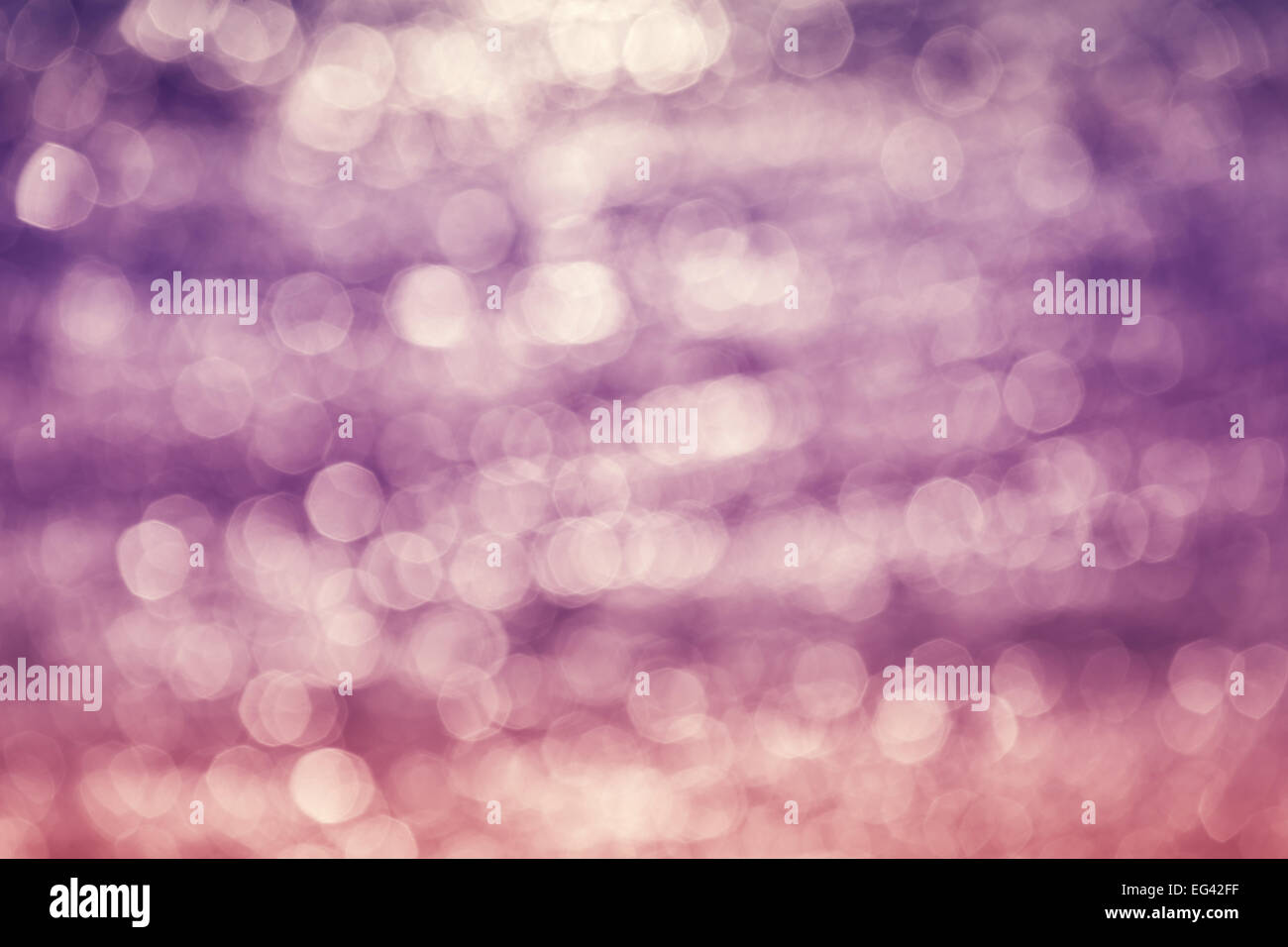 Abstract sfondo costituito di acqua riflessione bokeh cerchi. Foto Stock