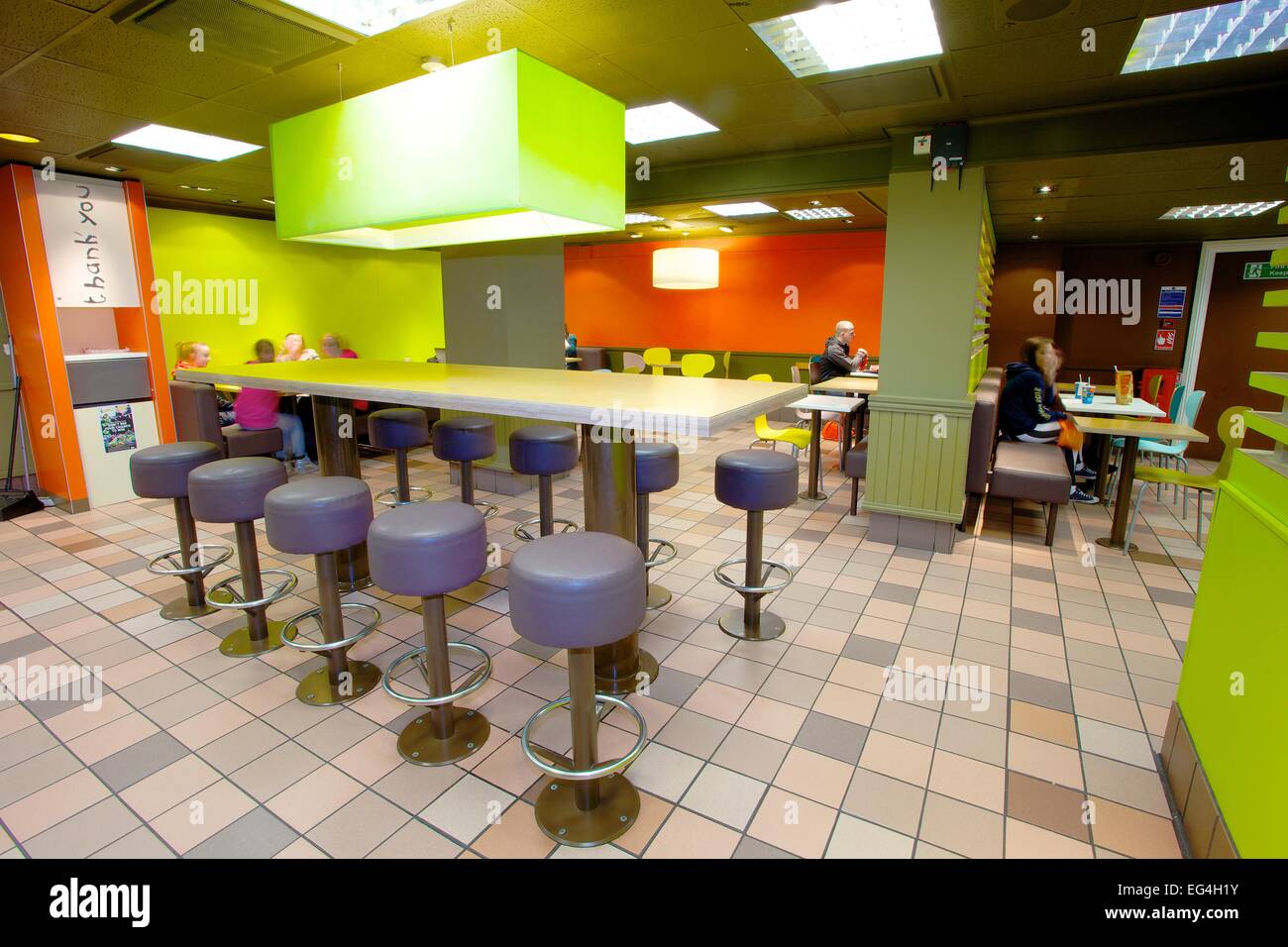 Ristorante McDonalds interni. Foto Stock