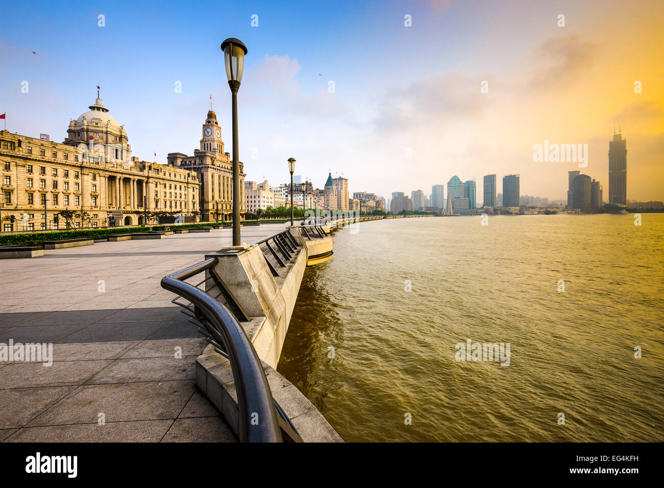 Shanghai, Cina cityscape al Bund. Foto Stock