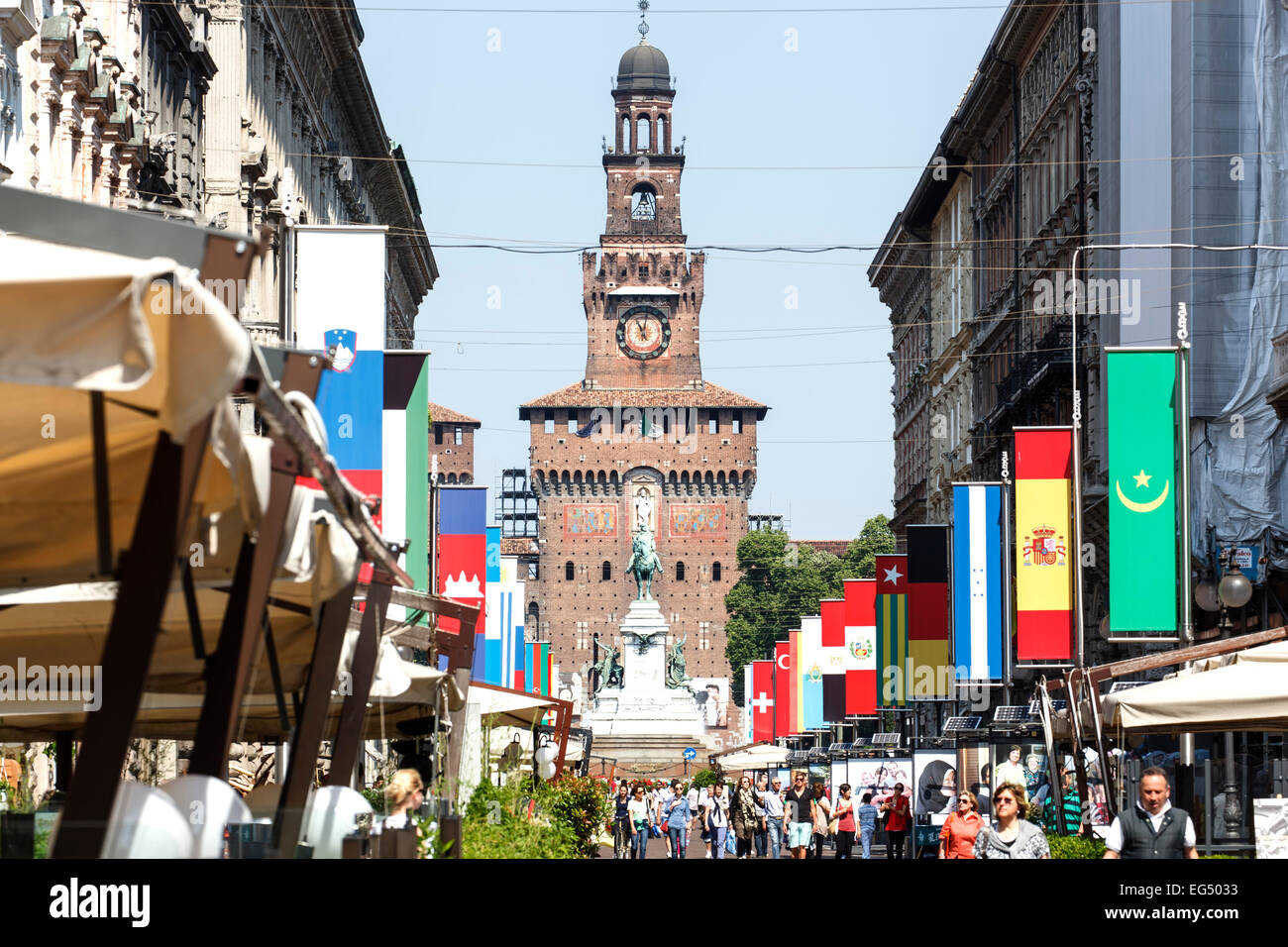 Caslte Sforza e Via Dante, Milano, Italia Foto Stock