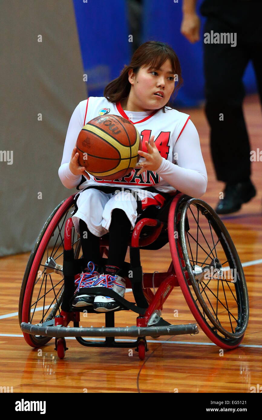 Osaka, Giappone. Xiv Feb, 2015. Yui Kitama (Giappone) basket in carrozzella : 2015 donne internazionale il basket in carrozzella amicizia giochi coppa di Osaka Gold Medal Match tra Giappone 59-42 Gran Bretagna a Osaka comunale Gymnasiium centrale di Osaka in Giappone . © Shingo Ito AFLO/sport/Alamy Live News Foto Stock