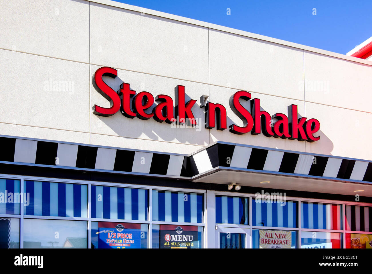Bistecca 'n Shake, un desinare in o estrarre il ristorante che serve panini e gelati scuote in Oklahoma City, Oklahoma, Stati Uniti d'America. Foto Stock