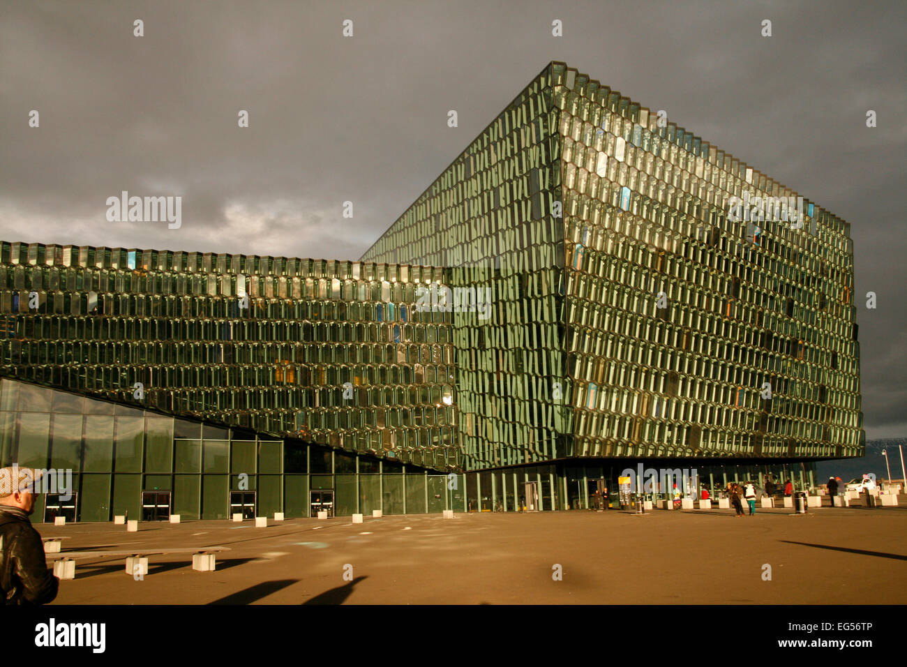 La Harpa Concert Hall e il centro conferenze, Reykjavik Foto Stock