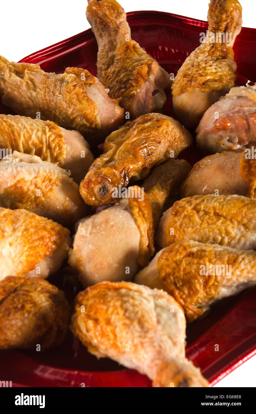 Una piastra di partito pollo Cosce di pollo disossate Foto Stock