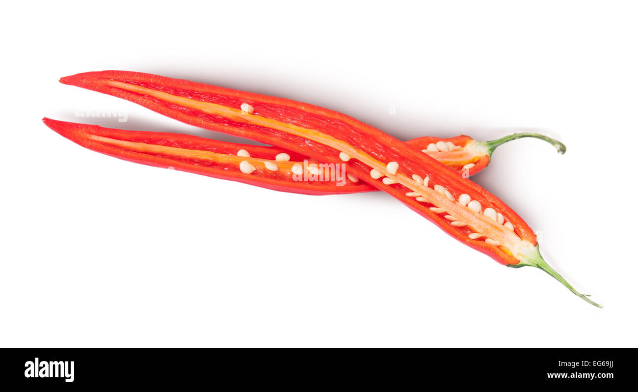 Due metà di peperoncino rosso isolato su sfondo bianco Foto Stock