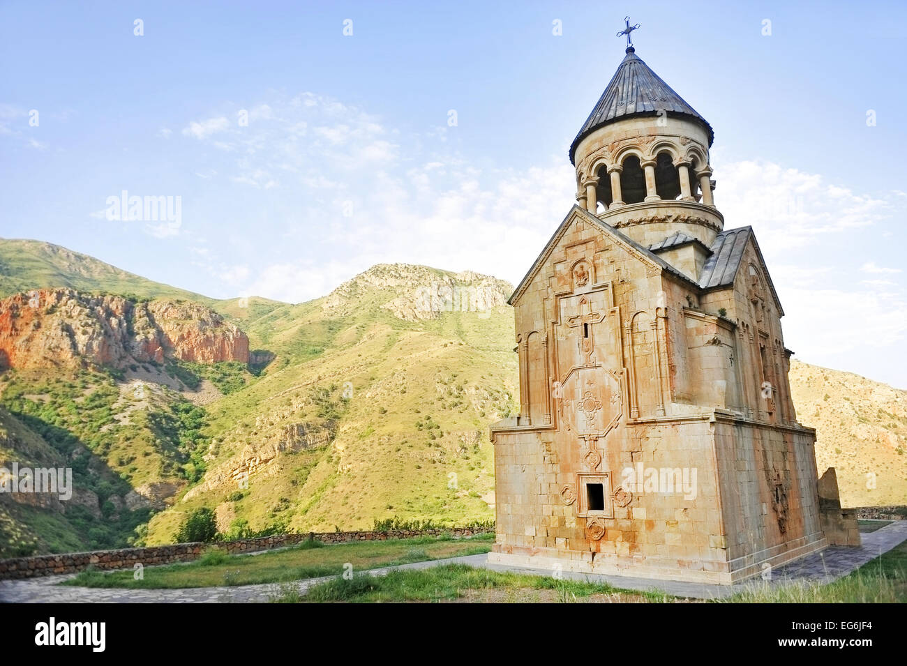 Architettura shot con antico monastero Noravank in Armenia Foto Stock