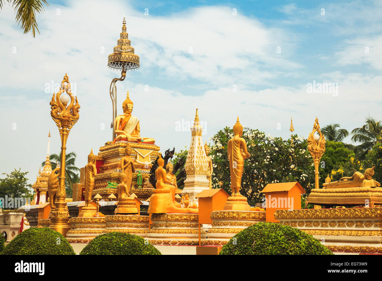 Statua di Buddha nel Wat Phra That Phnom, Thailandia Foto Stock