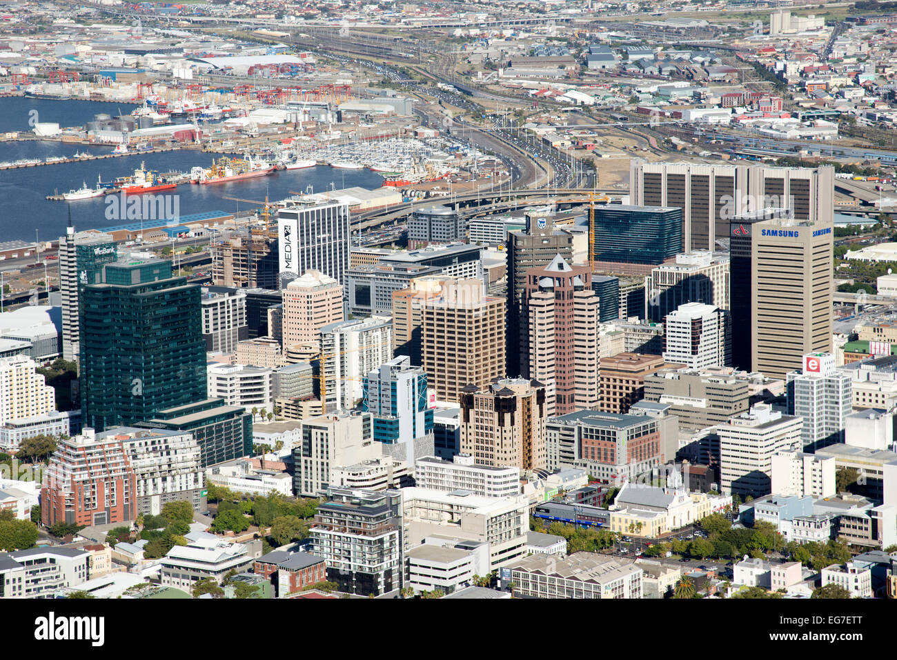 Centro di Città del Capo e moderno edificio lo sviluppo e la zona portuale Sud Africa Foto Stock