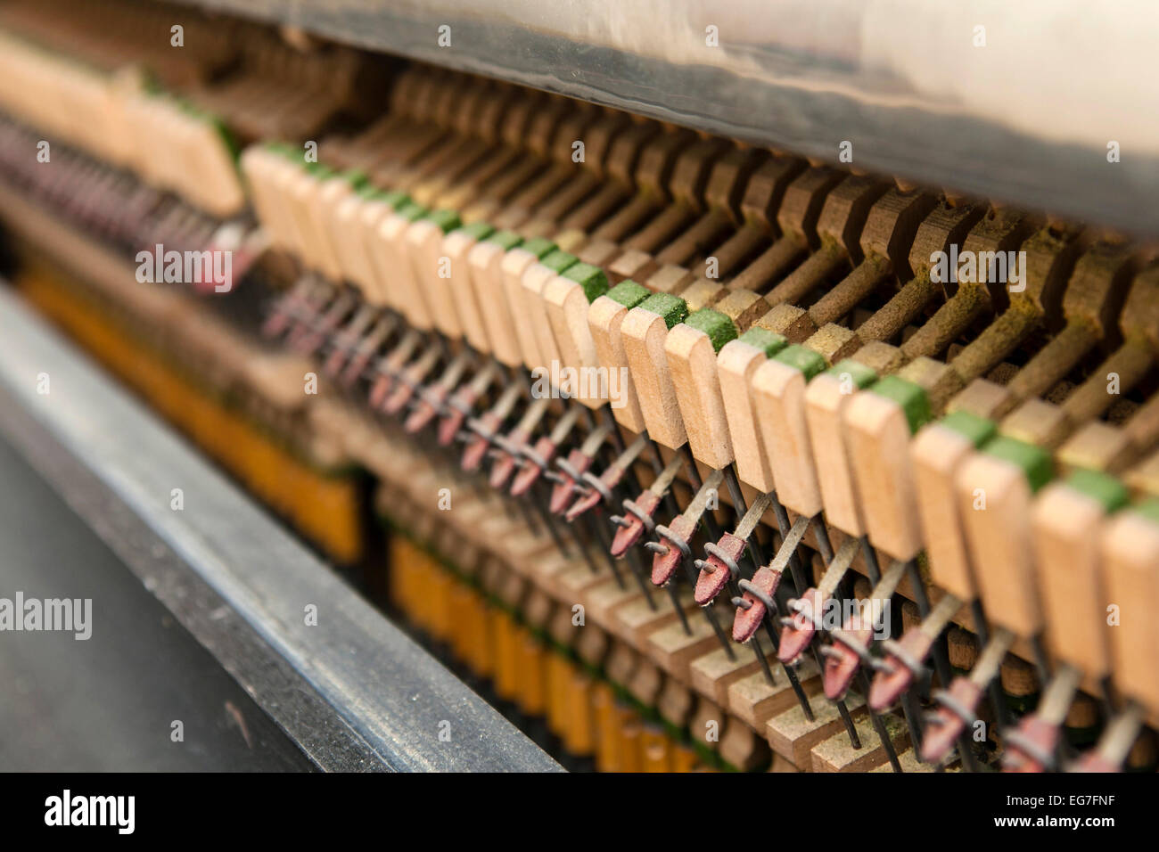 Tuning parti di pianoforte Foto Stock