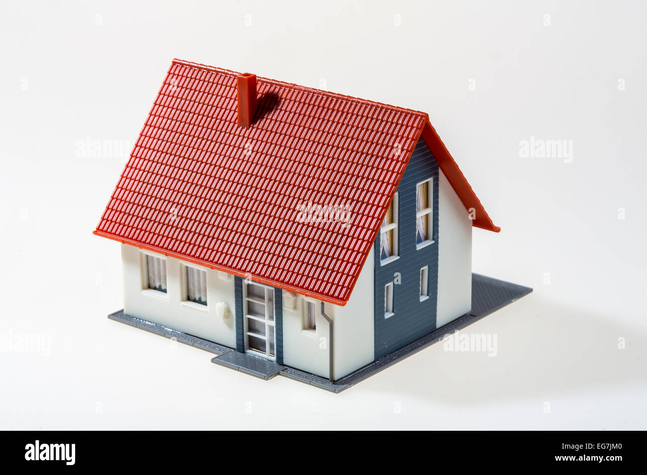 Immagine simbolica, home, casa, settore immobiliare, plastica modello di casa, Foto Stock
