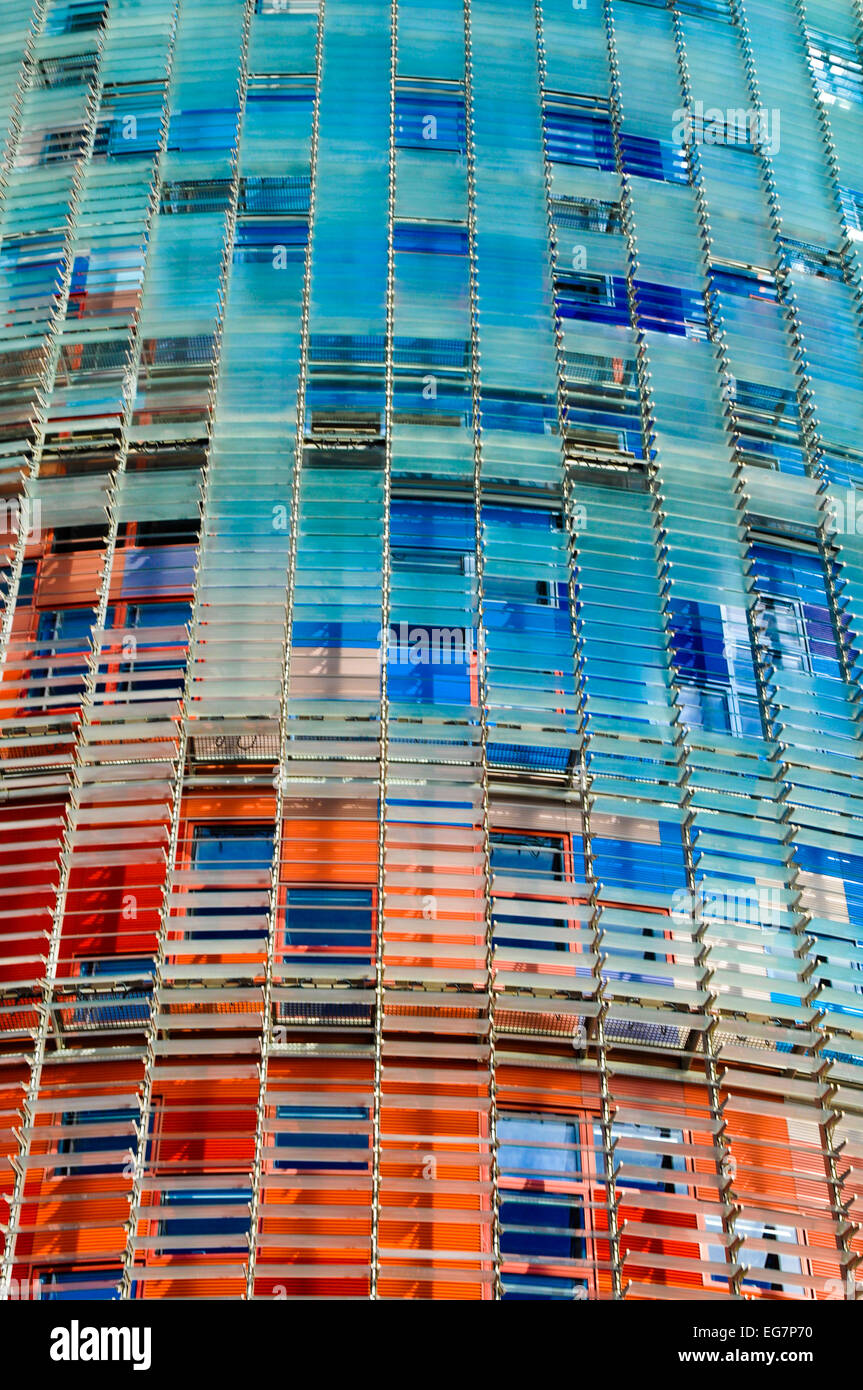 Torre Agbar edificio uffici di Barcellona Edificio vicino fino Foto Stock