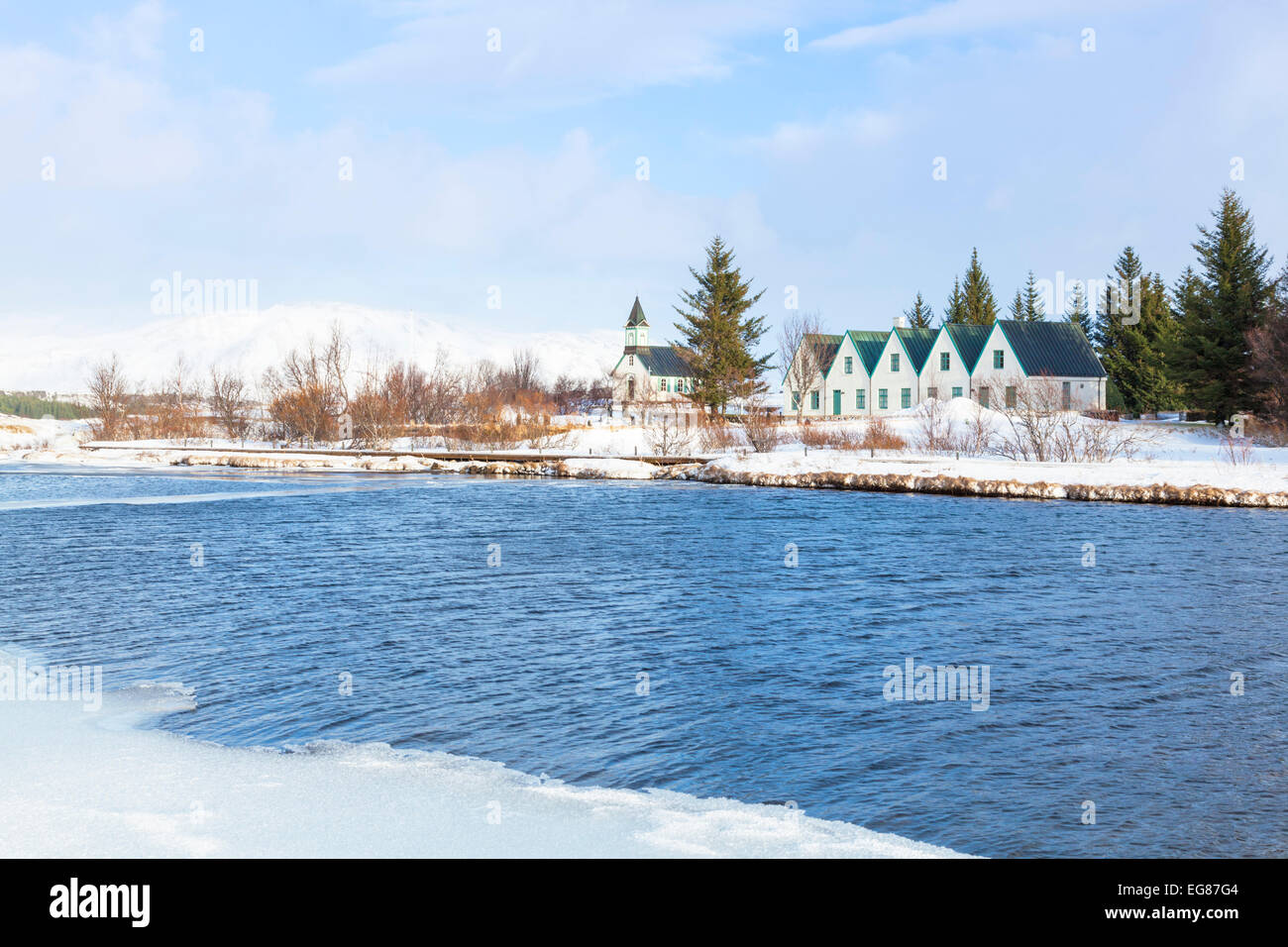 Þingvallabaer e fiume Oxara Parco Nazionale di Þingvellir in inverno Islanda Europa Foto Stock