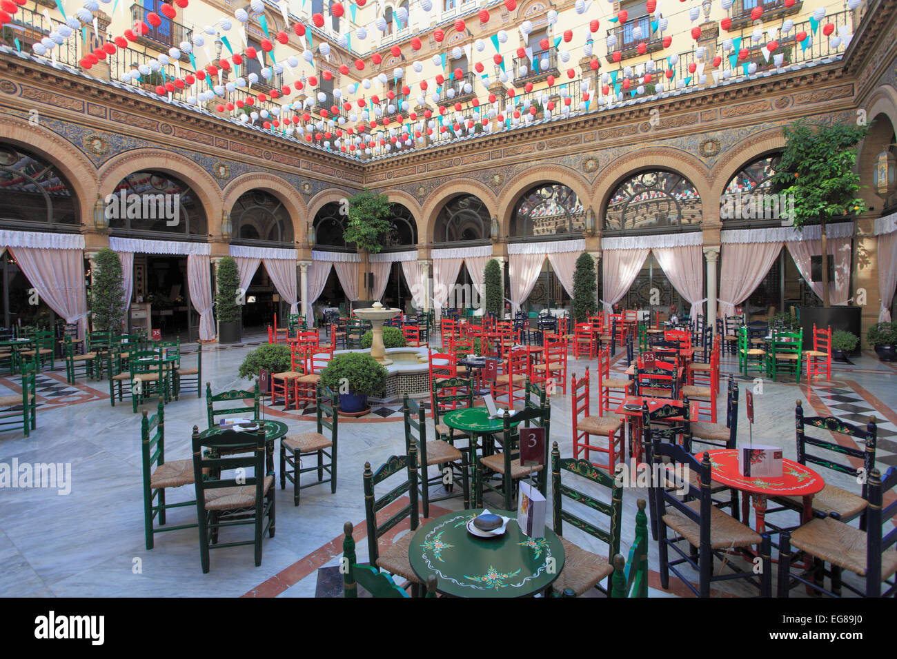 Spagna, Andalusia, Siviglia, Hotel Alfonso XIII, patio, Foto Stock