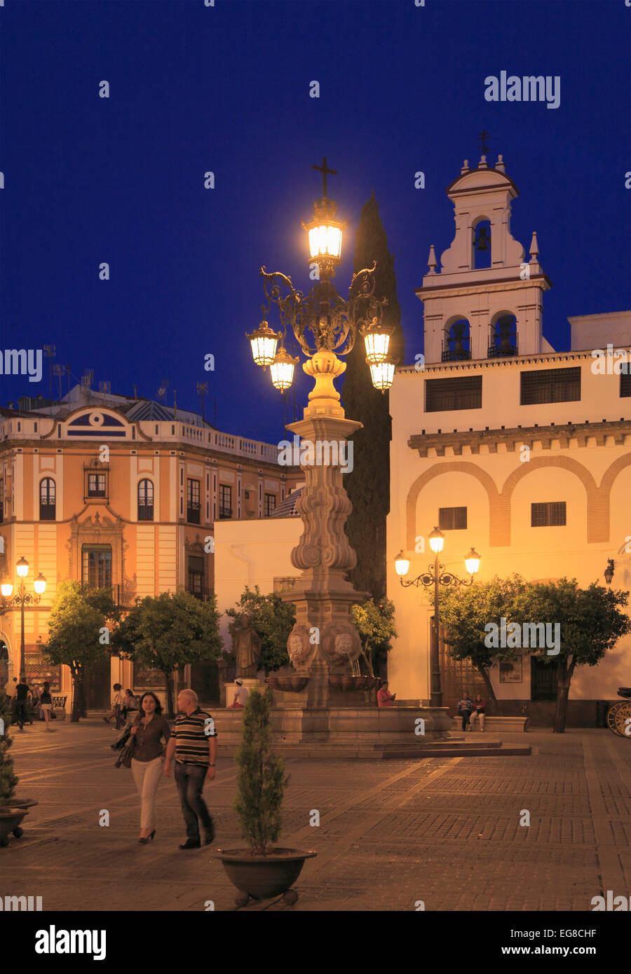 Spagna, Andalusia, Siviglia, Plaza de la Virgen de los Reyes, piazza Fontana, Foto Stock